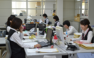 写真:スタッフ